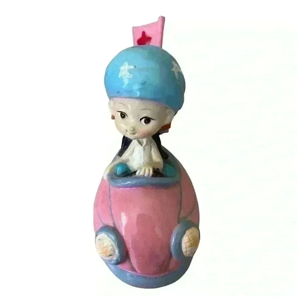 Bumper Car with Child Figurine Polystone Tweeny Car Greenbrier International - Picture 4 of 5